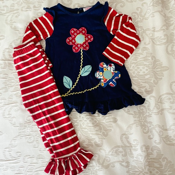 Jumping Fences Flowers Matching Ruffle Set - Picture 6 of 6